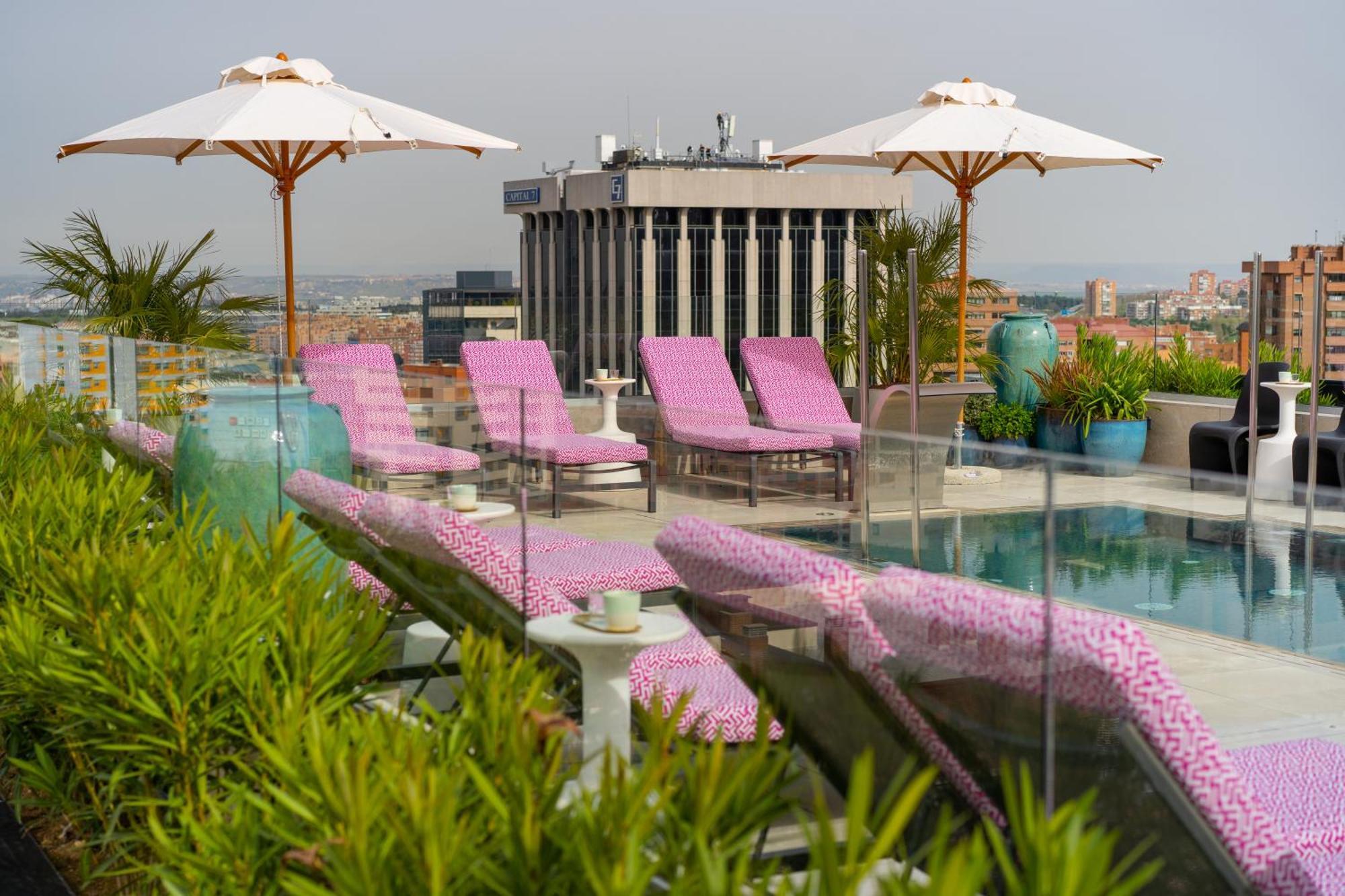 Hotel Pinar Plaza Madrid Exterior photo