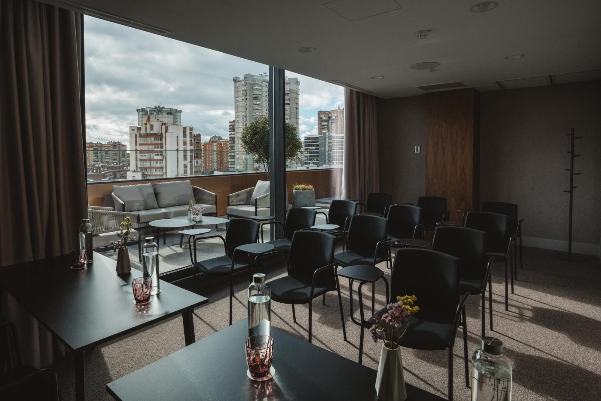 Hotel Pinar Plaza Madrid Exterior photo